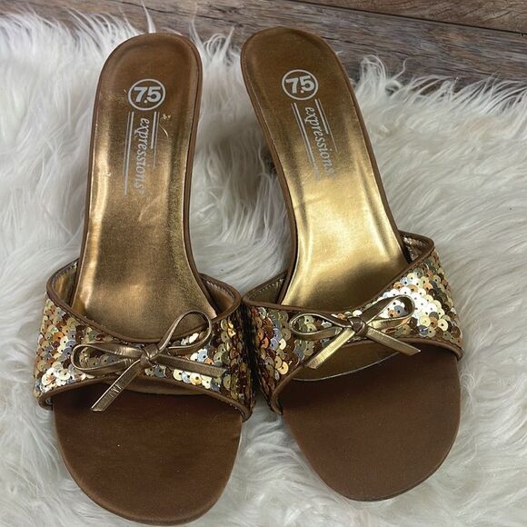 Expressions Sequined Slide In Heels, Size 7.5, Goldtone and Bronzetone Sequins - Picture 4 of 12